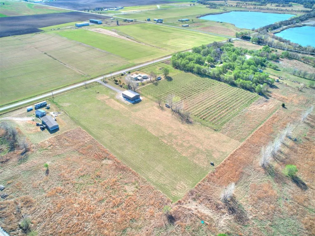 Photo 17 — 6799 N Gregory Road, Yukon, OK 73099