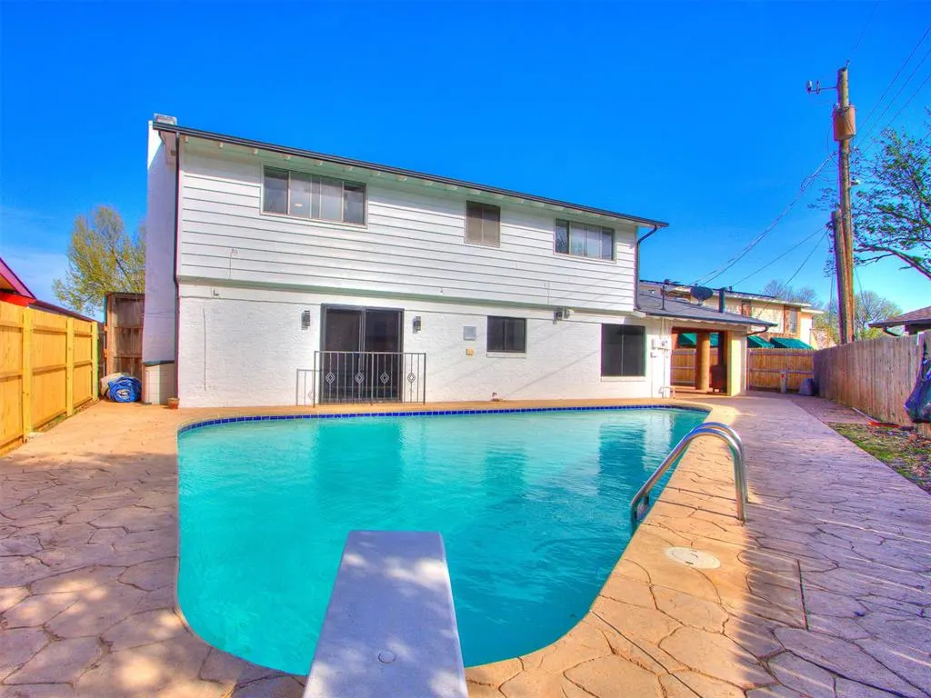 Photo 2 — 7705 Rumsey Rd Road, Oklahoma City, OK 73123