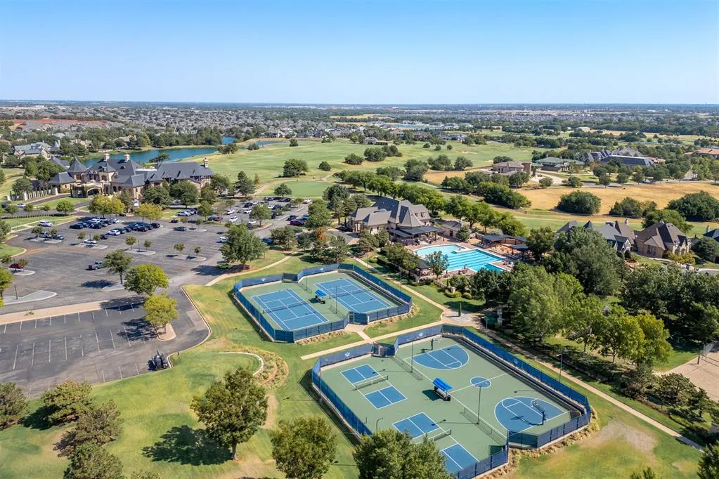 Photo 7 — 5828 Oliver Court, Oklahoma City, OK 73142