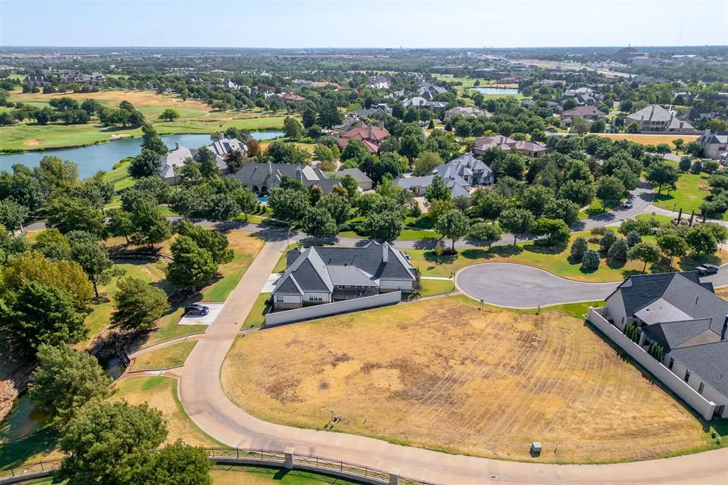 Photo 13 — 5828 Oliver Court, Oklahoma City, OK 73142