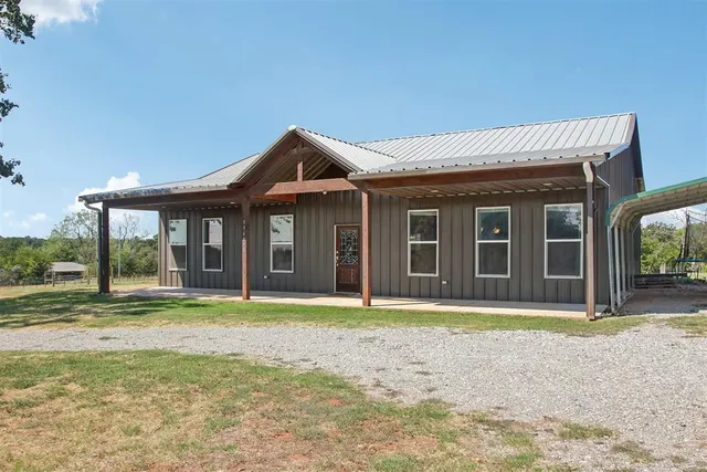 Photo 6 — 336870 E 1000 Road, Meeker, OK 74855