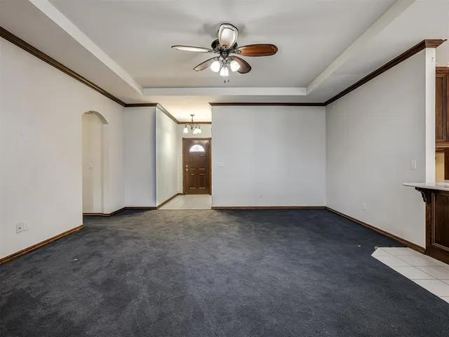 Photo 5 — 9208 S Villa Avenue, Oklahoma City, OK 73159