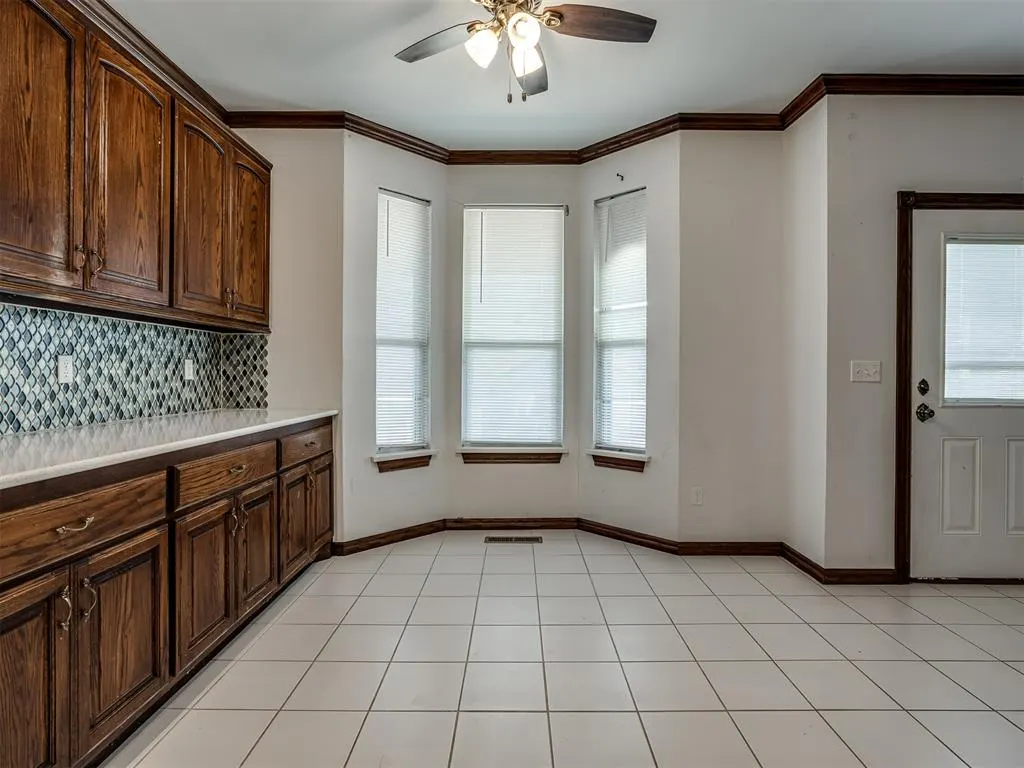 Photo 8 — 9208 S Villa Avenue, Oklahoma City, OK 73159