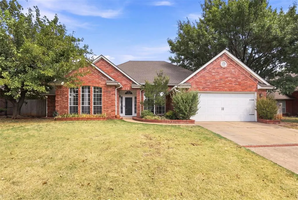 Front exterior — 1200 Kingston Boulevard, Edmond, OK 73034