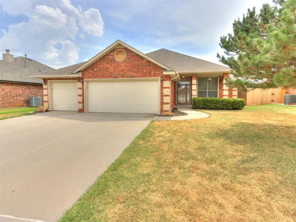 Front exterior — 1740 SW 31st Terrace, Moore, OK 73160