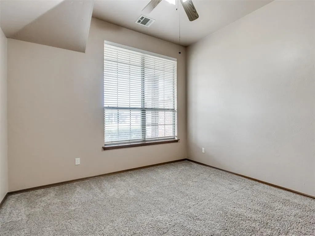 Photo 8 — 1740 SW 31st Terrace, Moore, OK 73160
