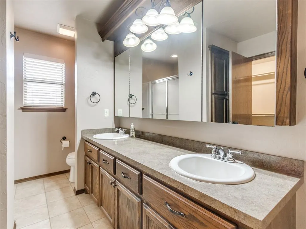 Photo 26 — 1740 SW 31st Terrace, Moore, OK 73160