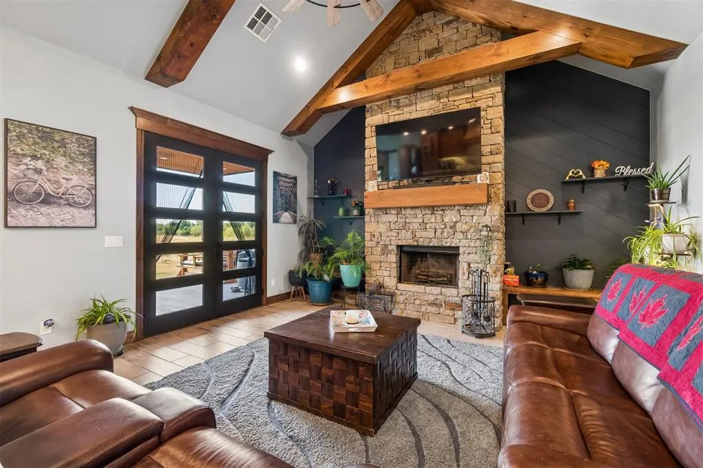 Photo 5 — 1320 Collis Court, Newcastle, OK 73065