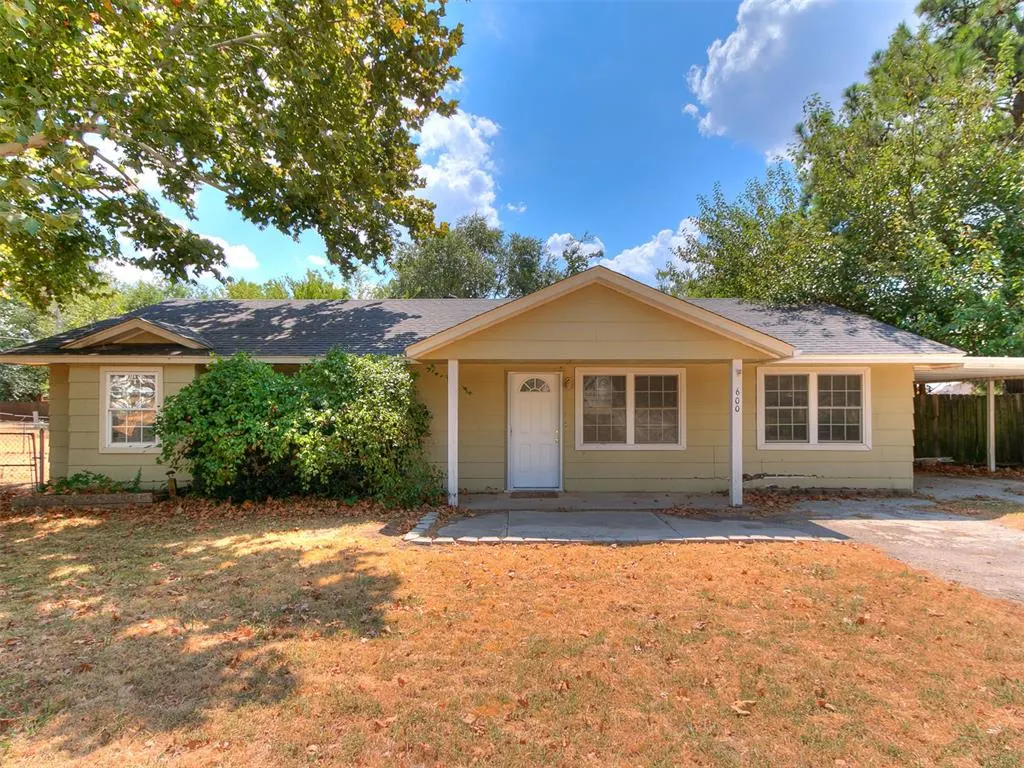 Front exterior — 600 E Cherry Street, Noble, OK 73068