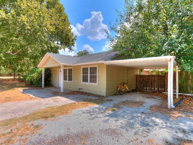 Photo 2 — 600 E Cherry Street, Noble, OK 73068