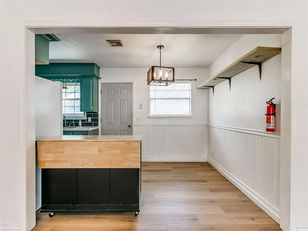 Photo 11 — 600 E Cherry Street, Noble, OK 73068