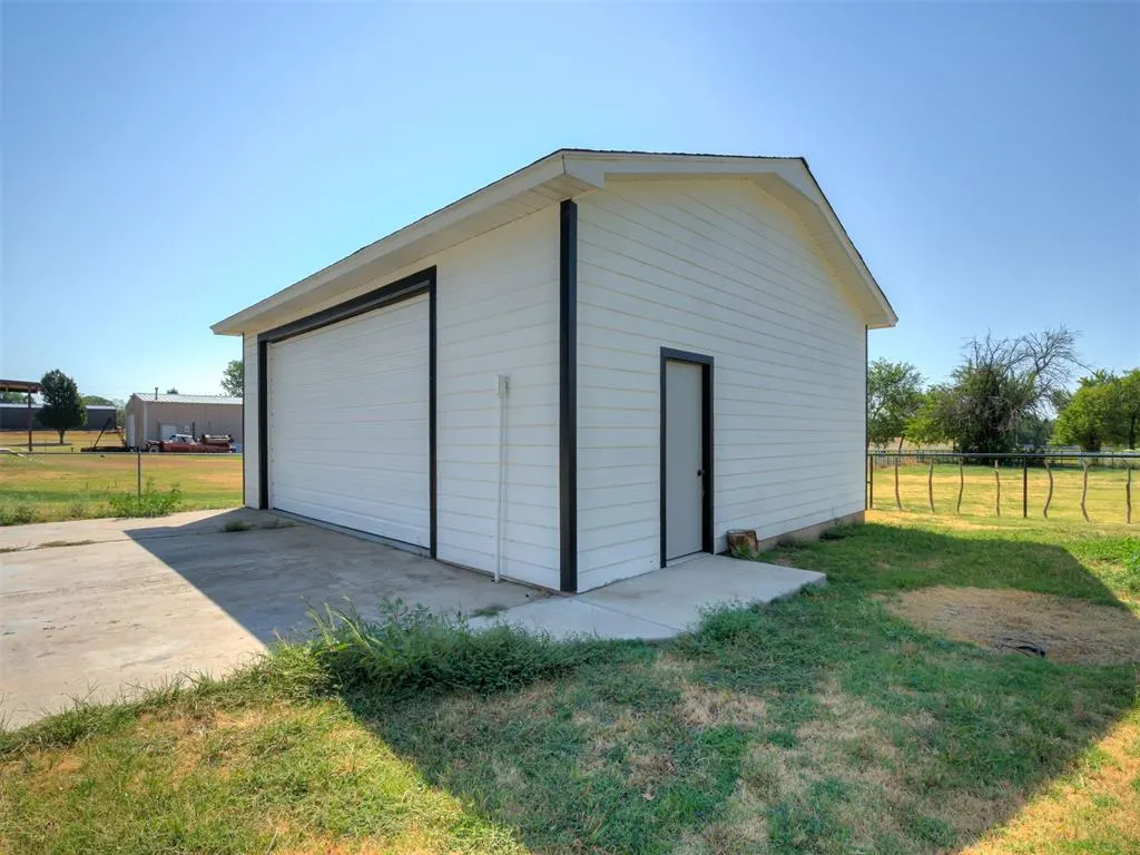 Photo 39 — 2152 NE 10th St, Blanchard, OK 73010