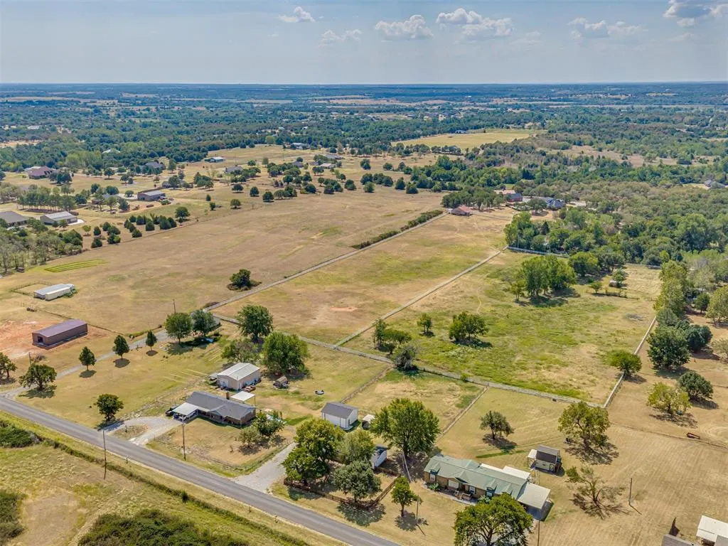 Photo 46 — 2152 NE 10th St, Blanchard, OK 73010