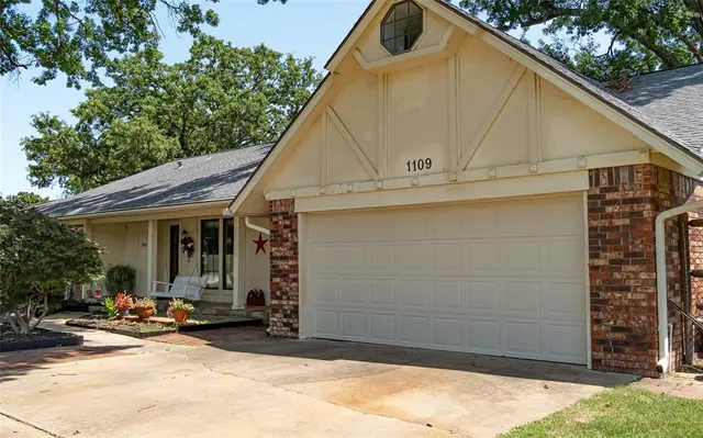 Photo 7 — 1109 Sherwood Lane, Broken Arrow, OK 74011