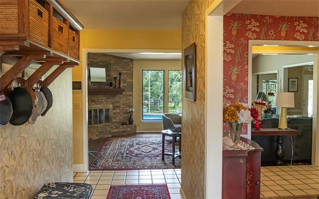 Photo 9 — 1109 Sherwood Lane, Broken Arrow, OK 74011