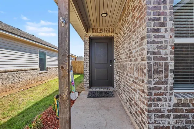 Photo 3 — 11616 Annette Drive, Yukon, OK 73099
