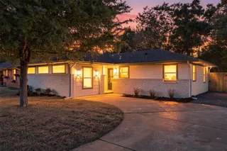 Sold home at 1511 Avondale Drive