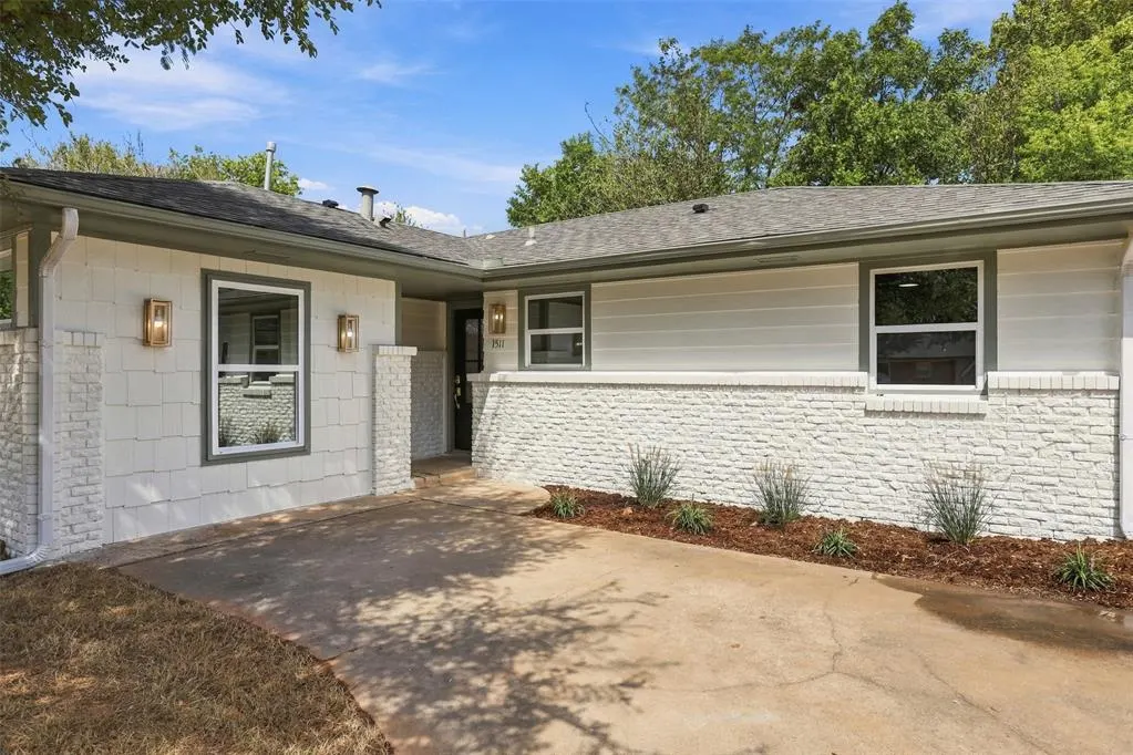 Photo 8 — 1511 Avondale Drive, Norman, OK 73069