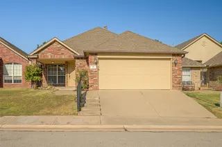 Sold home at 15 S Ridge Pointe Drive