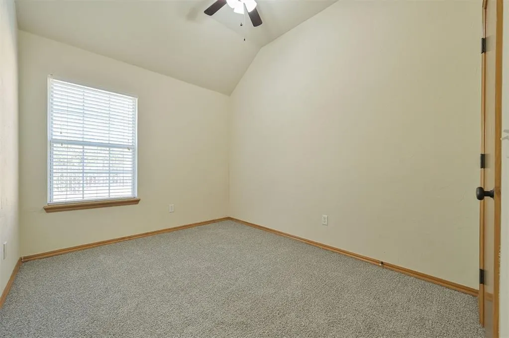 Photo 31 — 15 S Ridge Pointe Drive, Edmond, OK 73034
