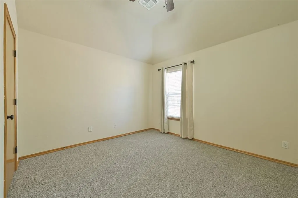 Photo 36 — 15 S Ridge Pointe Drive, Edmond, OK 73034
