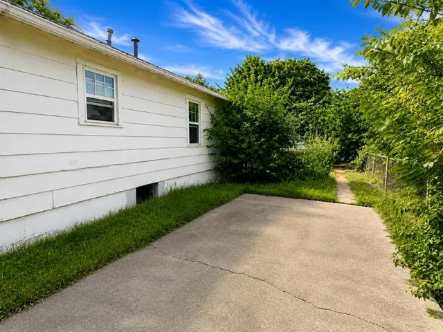 Photo 3 — 1109 W Mulberry Street, Duncan, OK 73533