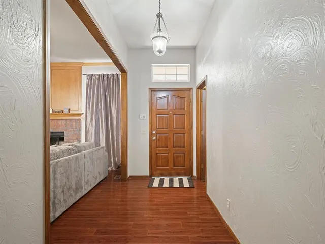 Photo 6 — 608 Tudor Lane, Edmond, OK 73003