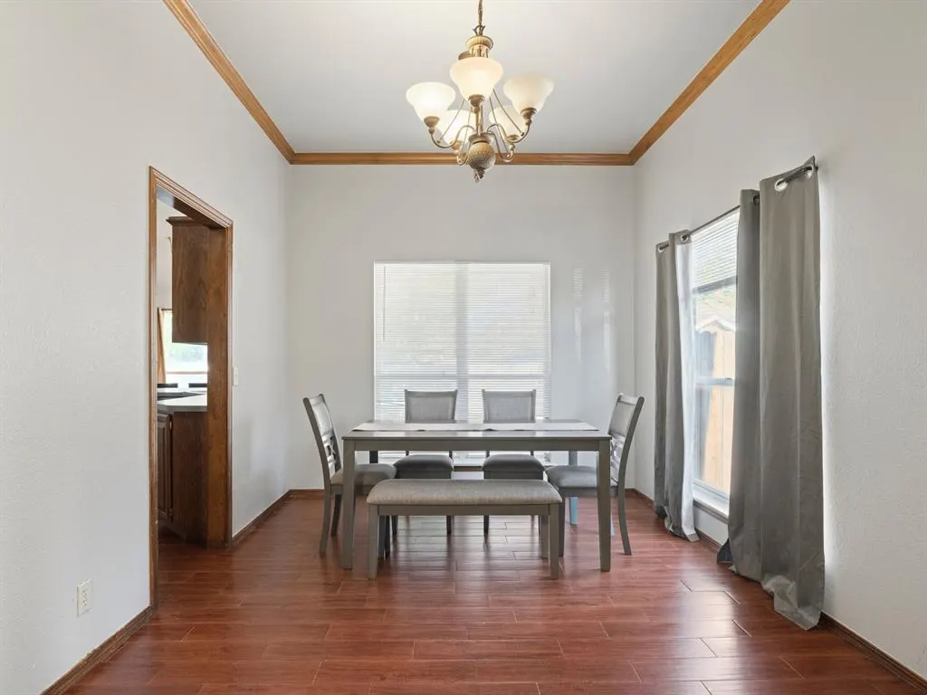Photo 12 — 608 Tudor Lane, Edmond, OK 73003