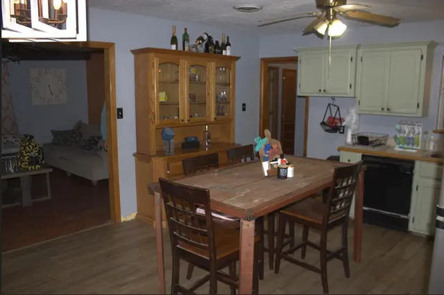 Photo 4 — 1306 SE Barclay Road, Lawton, OK 73501