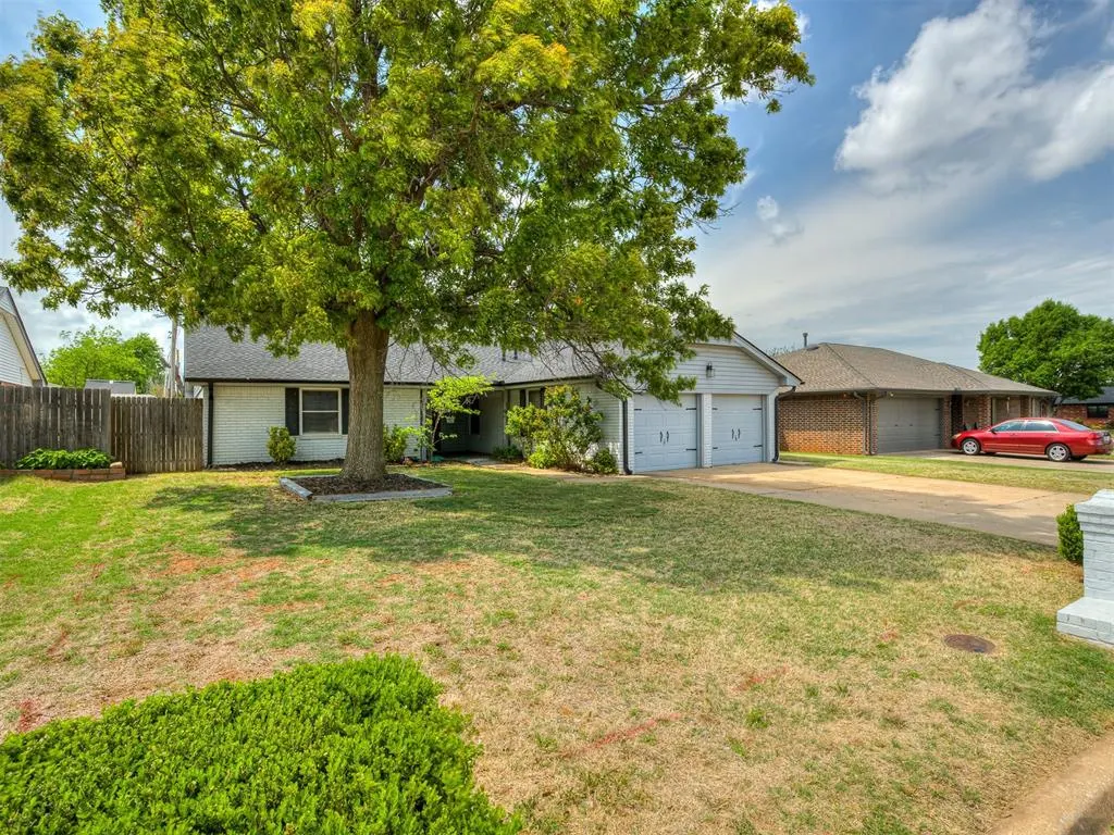 Photo 5 — 9927 Georgia Avenue, Oklahoma City, OK 73120