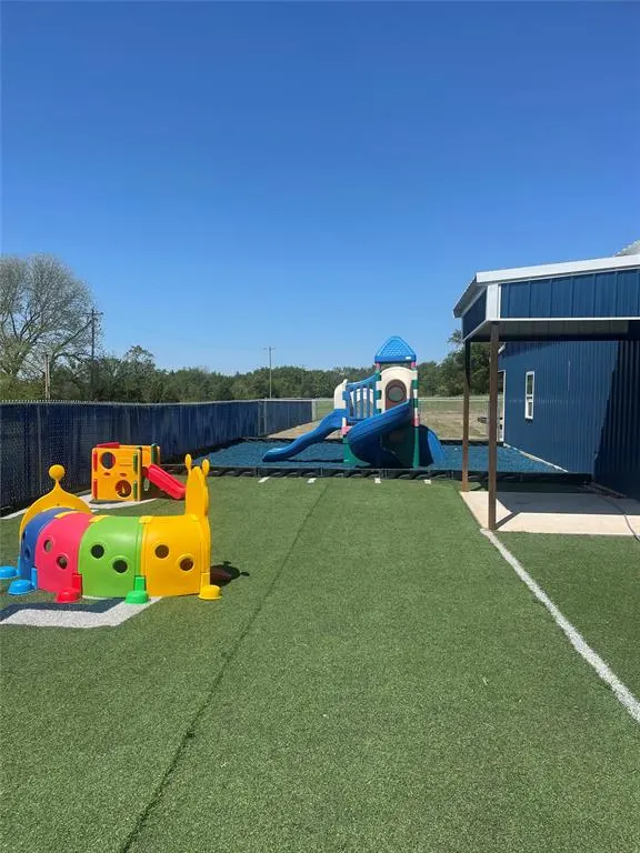 Photo 9 — 1108 N Gulf, Holdenville, OK 74848