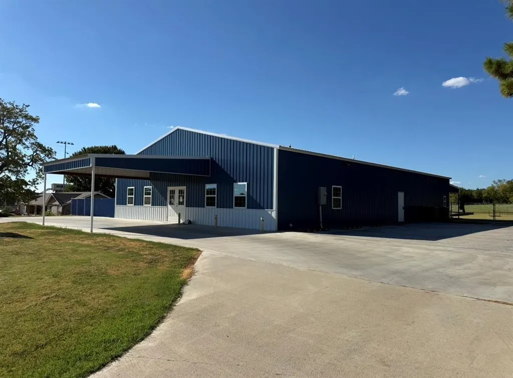 Photo 13 — 1108 N Gulf, Holdenville, OK 74848