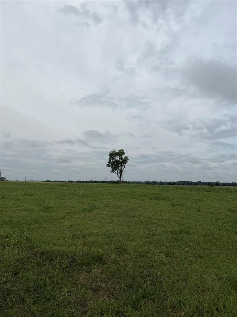 Photo 2 — S E 1340 Rd Road, Holdenville, OK 74848