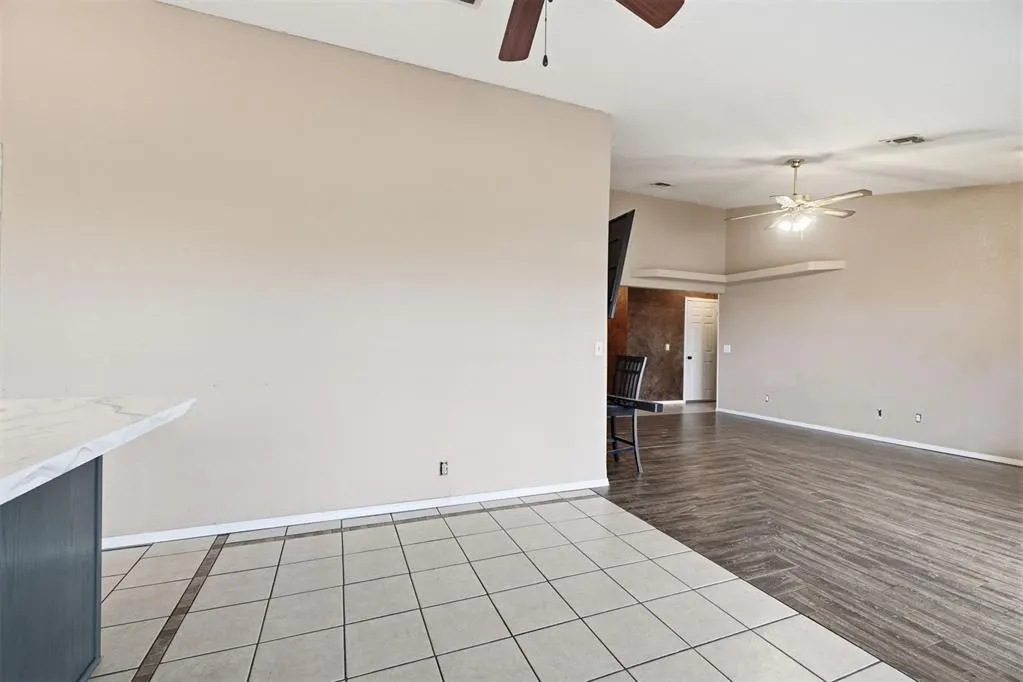 Photo 13 — 918 Polk Street, Altus, OK 73521