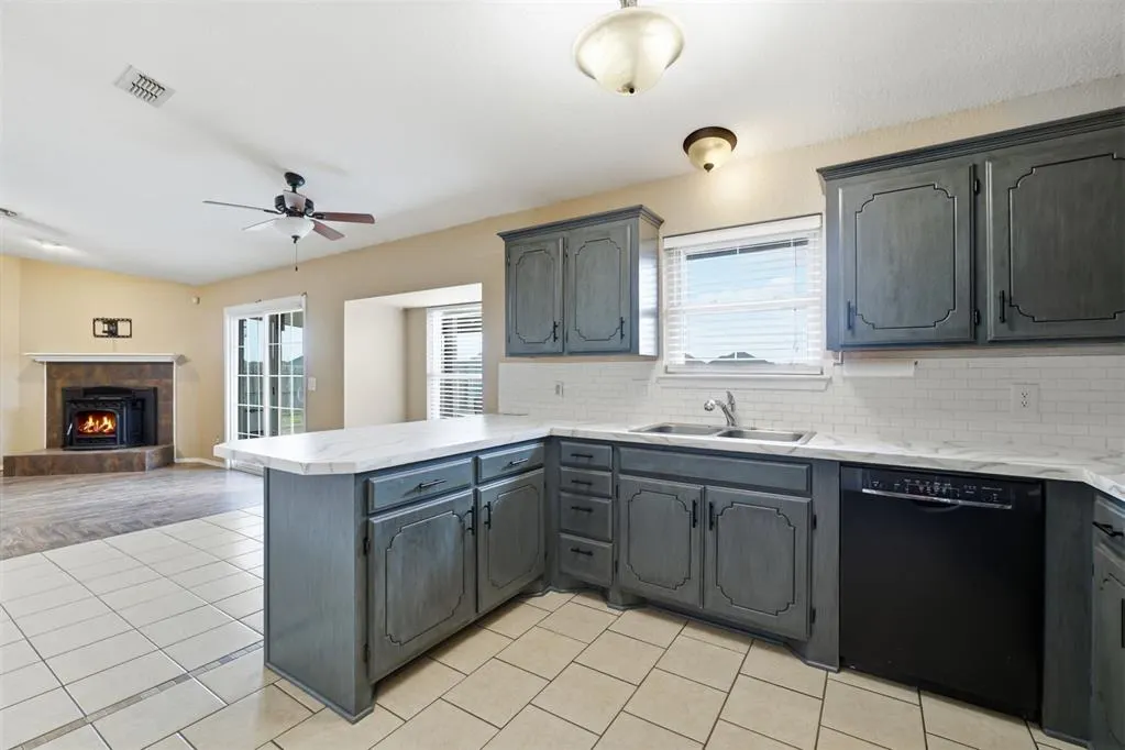Photo 15 — 918 Polk Street, Altus, OK 73521