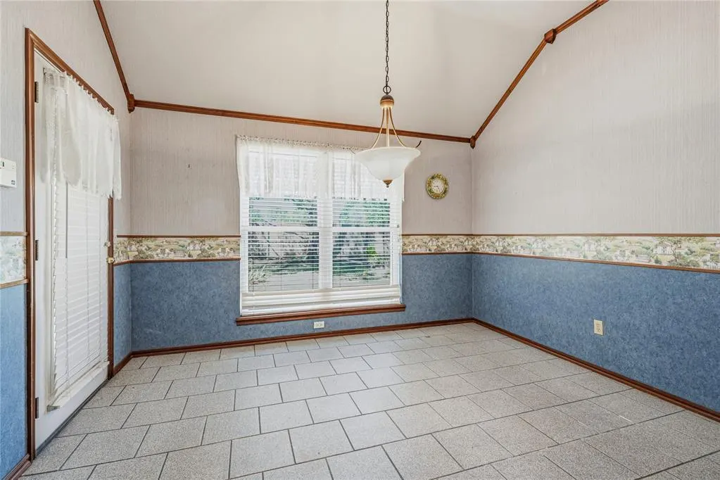 Photo 13 — 3808 Drawbridge Lane, Norman, OK 73072