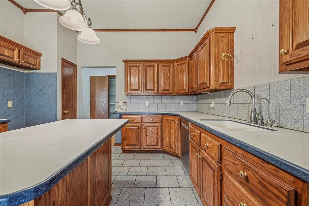 Photo 17 — 3808 Drawbridge Lane, Norman, OK 73072