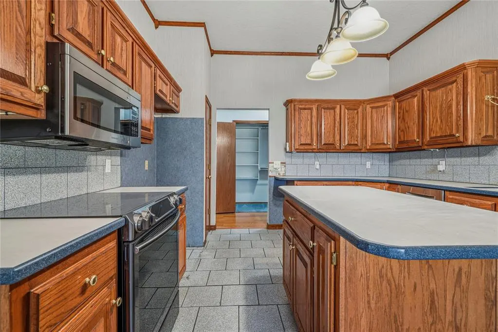 Photo 18 — 3808 Drawbridge Lane, Norman, OK 73072