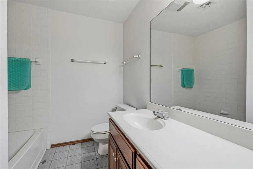 Photo 34 — 3808 Drawbridge Lane, Norman, OK 73072