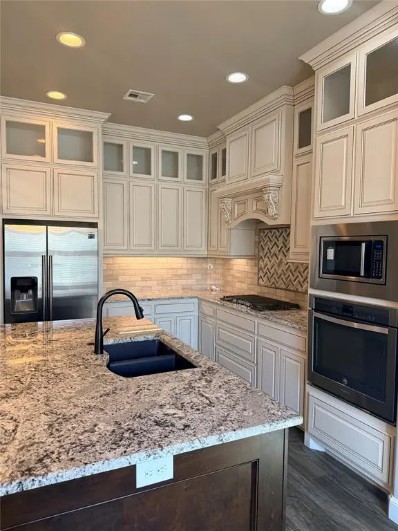 Photo 2 — 8808 NW 109th Street, Oklahoma City, OK 73162