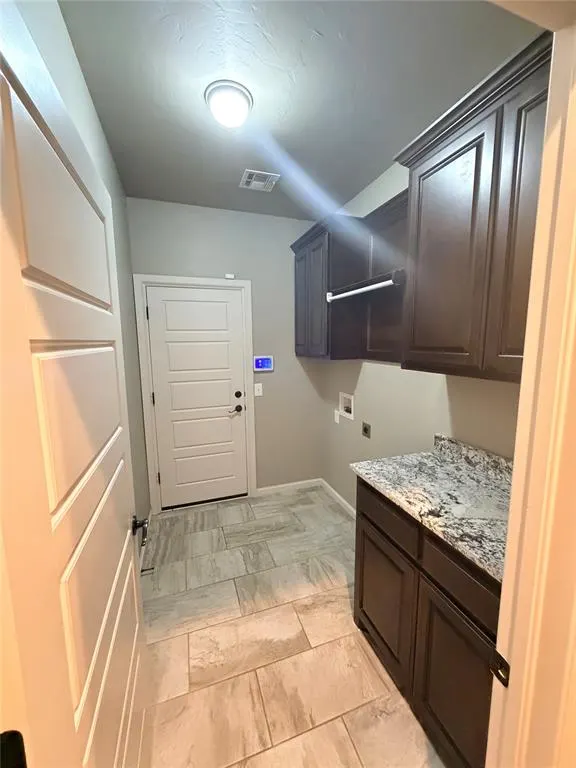 Photo 7 — 8808 NW 109th Street, Oklahoma City, OK 73162
