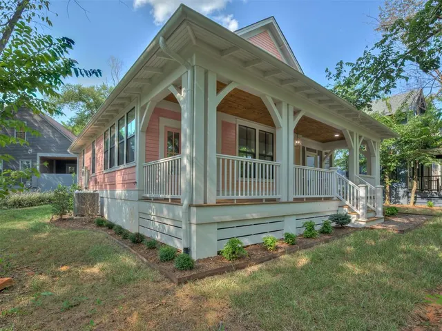 Photo 4 — 18246 Willowbrooke Court, Norman, OK 73093