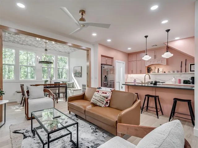 Photo 8 — 18246 Willowbrooke Court, Norman, OK 73093