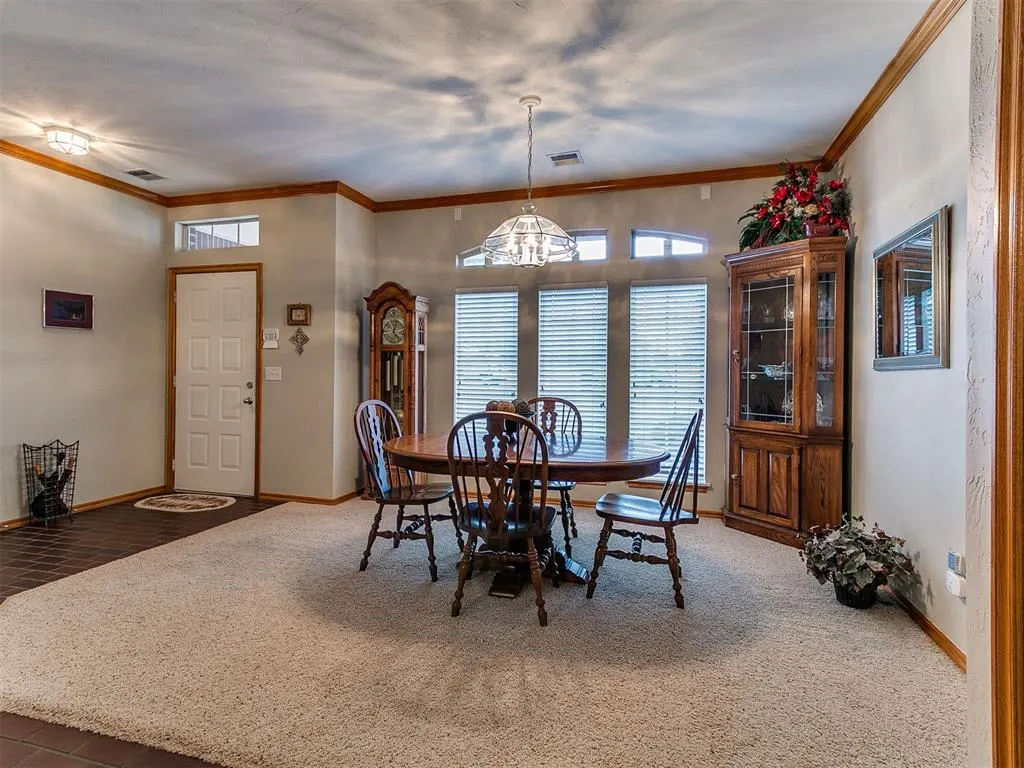 Photo 11 — 1427 grand view Way, Mustang, OK 73064