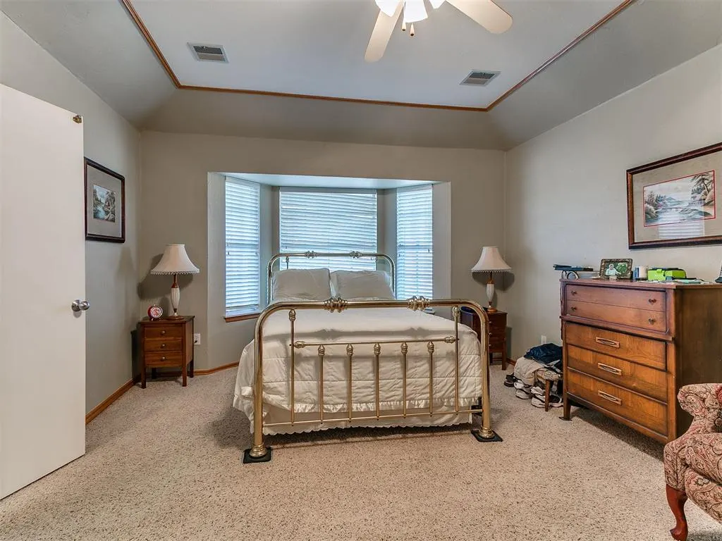 Photo 16 — 1427 grand view Way, Mustang, OK 73064