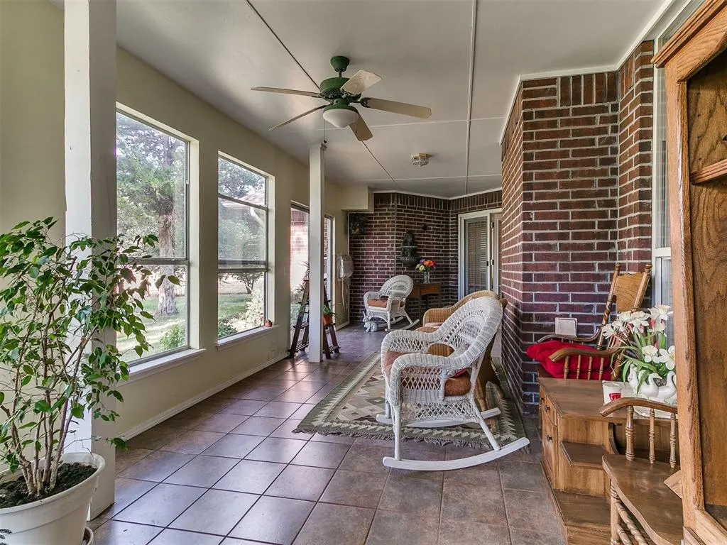 Photo 10 — 1427 grand view Way, Mustang, OK 73064