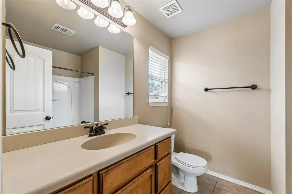 Photo 12 — 9528 SW 25th Street, Oklahoma City, OK 73128