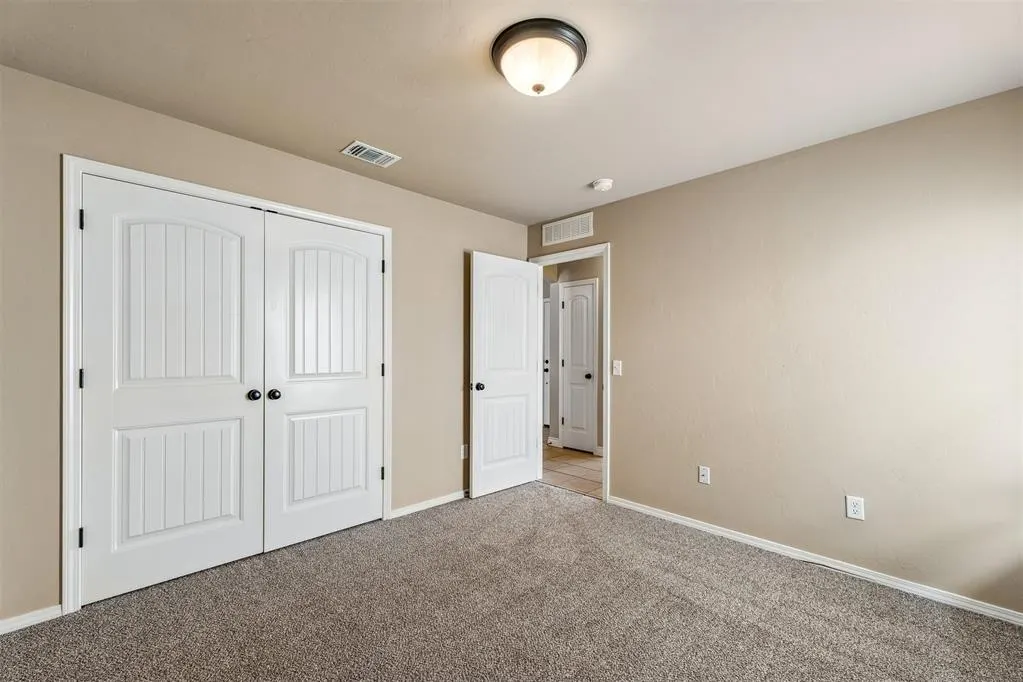 Photo 15 — 9528 SW 25th Street, Oklahoma City, OK 73128