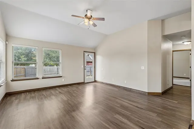 Photo 4 — 2500 NW 185th Street, Edmond, OK 73012