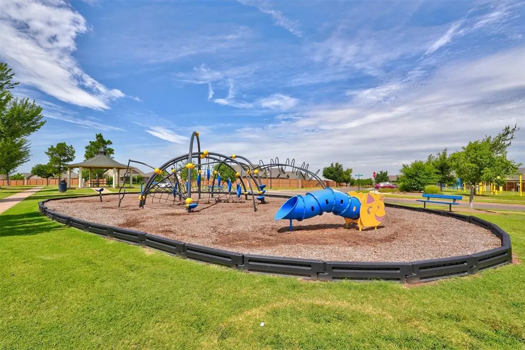 Photo 23 — 2500 NW 185th Street, Edmond, OK 73012